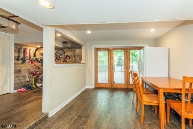 13 Elmwood Ter, Wayne Twp., NJ 07470