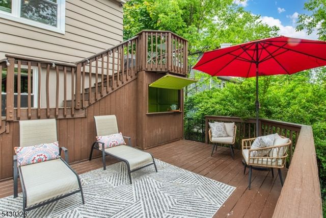 13 Elmwood Ter, Wayne Twp., NJ 07470
