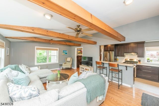 13 Elmwood Ter, Wayne Twp., NJ 07470