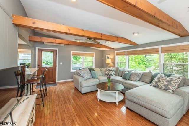 13 Elmwood Ter, Wayne Twp., NJ 07470