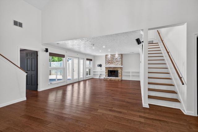 10707 Boardwalk Street, Houston, TX 77042