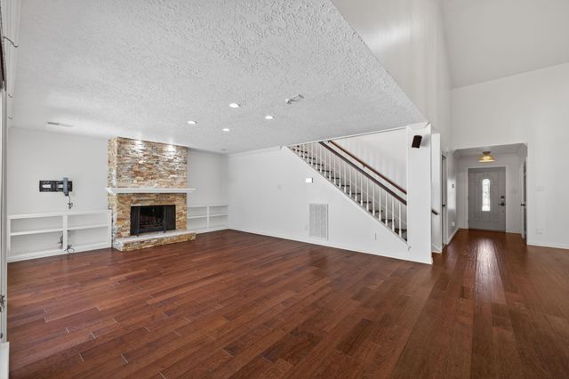10707 Boardwalk Street, Houston, TX 77042