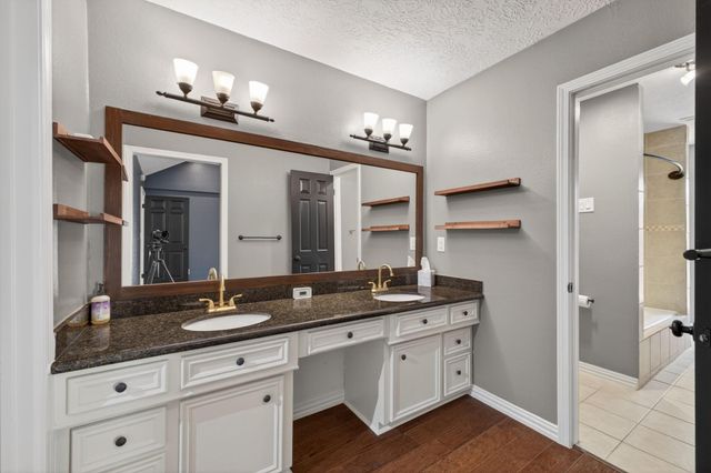 10707 Boardwalk Street, Houston, TX 77042