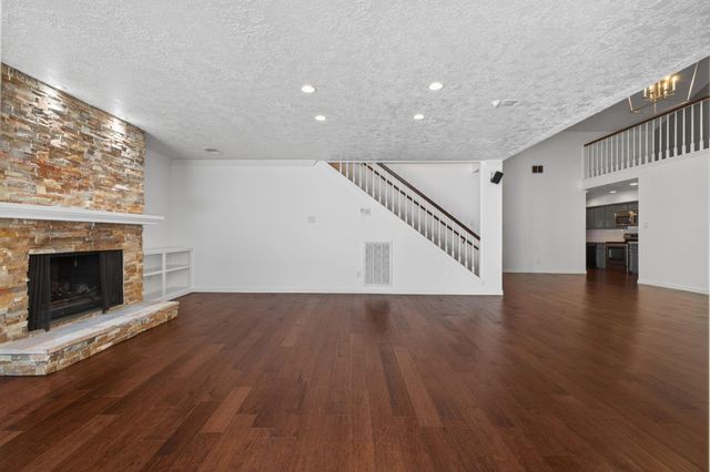 10707 Boardwalk Street, Houston, TX 77042