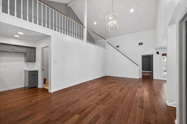 10707 Boardwalk Street, Houston, TX 77042