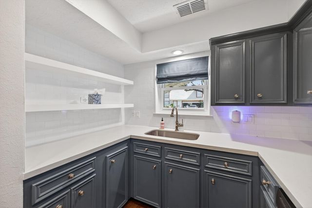 10707 Boardwalk Street, Houston, TX 77042