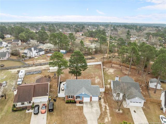 3529 Chaucer Drive, Hope Mills, NC 28348