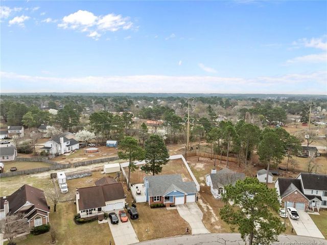 3529 Chaucer Drive, Hope Mills, NC 28348