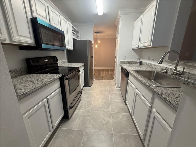 18293 BRIDLE CLUB DRIVE 18293, Tampa, FL 33647
