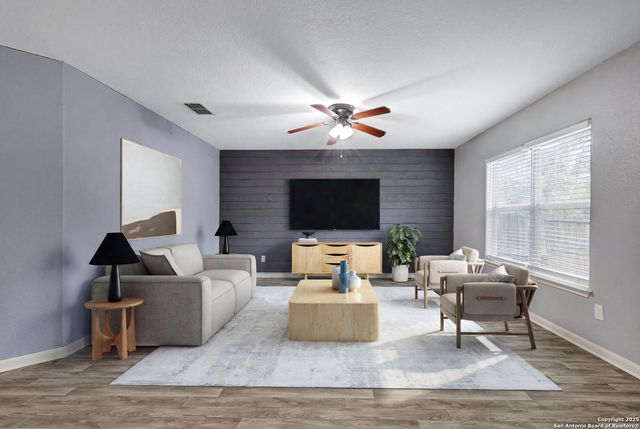 6330 Lake Victoria, San Antonio, TX 78222