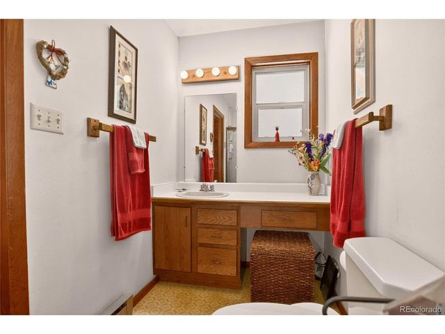 60 Lake Front Dr, Black Hawk, CO 80422