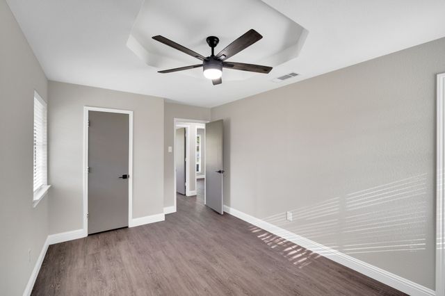 104 Prairie View Lane, Red Oak, TX 75154