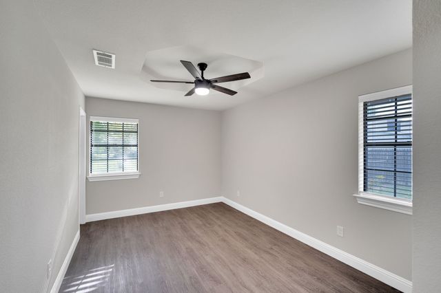 104 Prairie View Lane, Red Oak, TX 75154