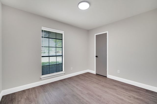 104 Prairie View Lane, Red Oak, TX 75154