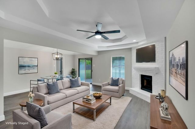 104 Prairie View Lane, Red Oak, TX 75154