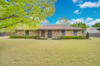 104 Prairie View Lane, Red Oak, TX 75154