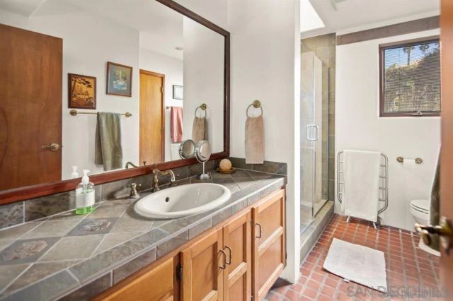 936 Cornish Dr, San Diego, CA 92107