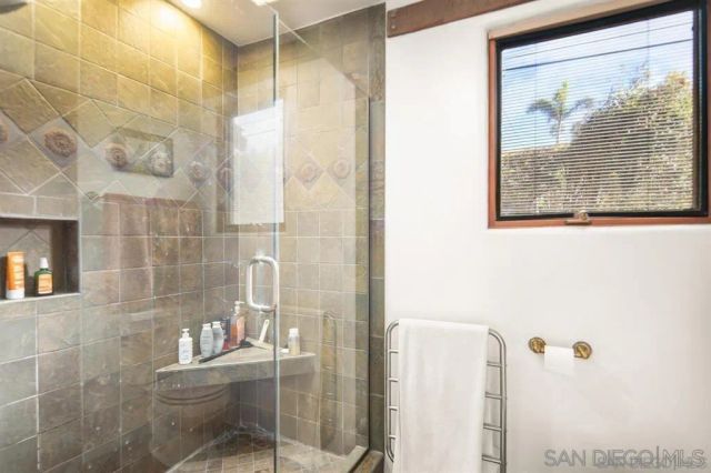 936 Cornish Dr, San Diego, CA 92107