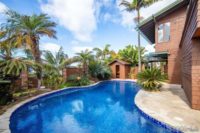 936 Cornish Dr, San Diego, CA 92107