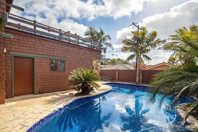 936 Cornish Dr, San Diego, CA 92107