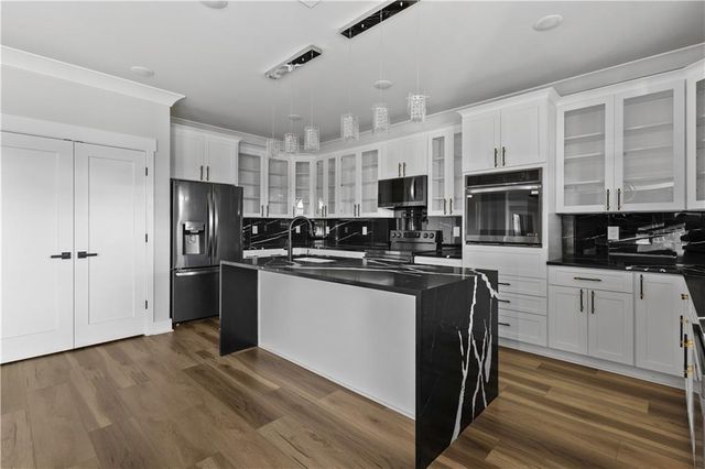 392 Price Place, Norcross, GA 30071
