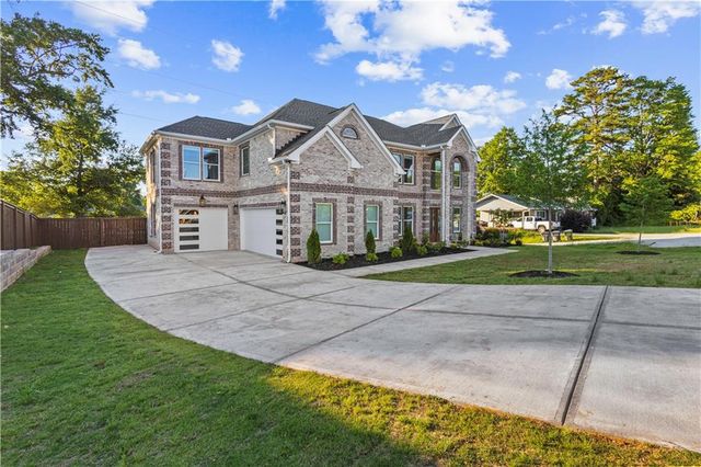 392 Price Place, Norcross, GA 30071