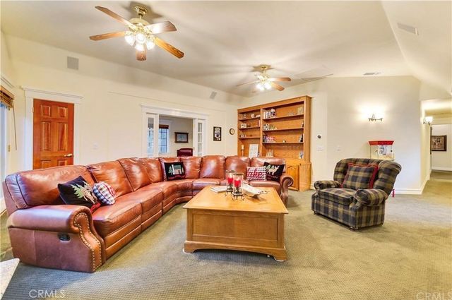 490 Bay View Court, Lake Arrowhead, CA 92352