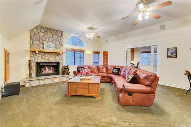 490 Bay View Court, Lake Arrowhead, CA 92352