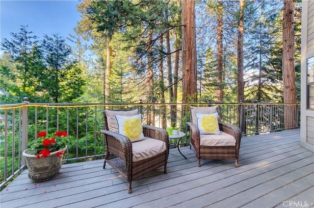 490 Bay View Court, Lake Arrowhead, CA 92352