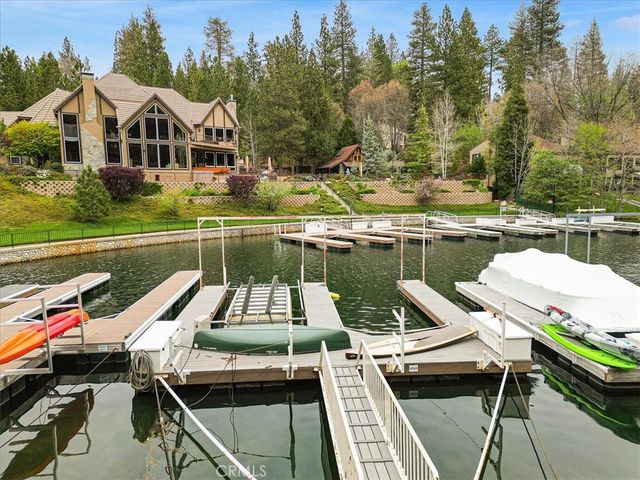 490 Bay View Court, Lake Arrowhead, CA 92352