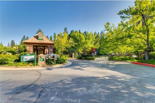490 Bay View Court, Lake Arrowhead, CA 92352