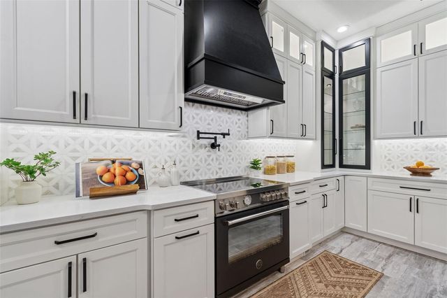 7441 AMBLESIDE DRIVE, Land O Lakes, FL 34637