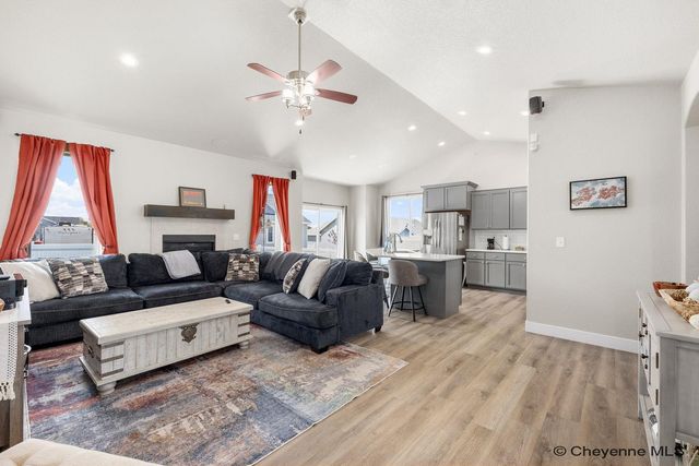 1110 HESS AVE, Cheyenne, WY 82001