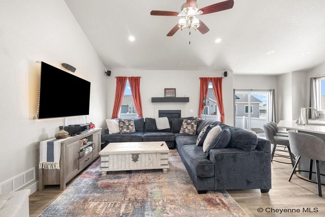 1110 HESS AVE, Cheyenne, WY 82001