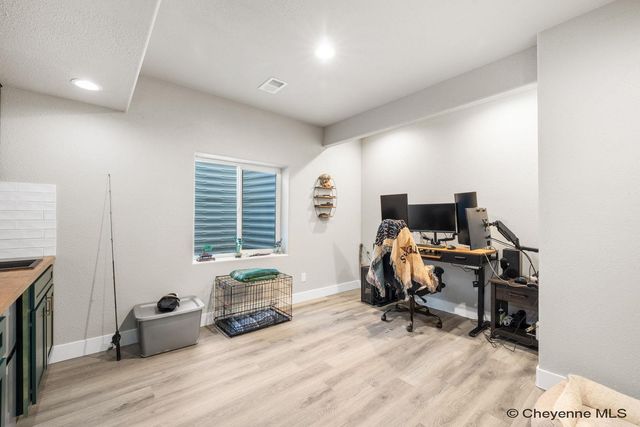 1110 HESS AVE, Cheyenne, WY 82001