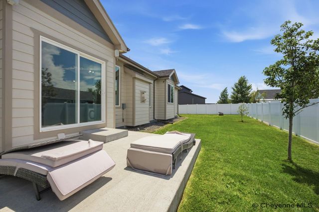 1110 HESS AVE, Cheyenne, WY 82001