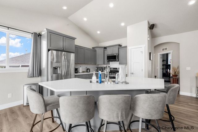 1110 HESS AVE, Cheyenne, WY 82001