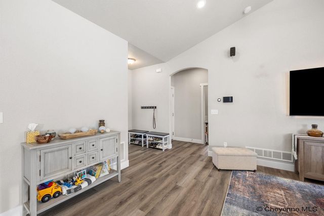 1110 HESS AVE, Cheyenne, WY 82001