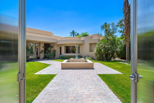 155 Waterford Circle, Rancho Mirage, CA 92270