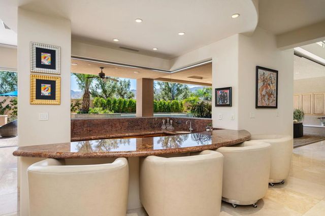 155 Waterford Circle, Rancho Mirage, CA 92270