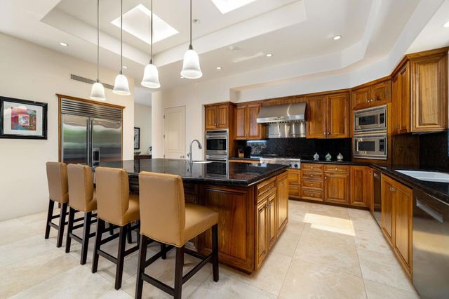 155 Waterford Circle, Rancho Mirage, CA 92270