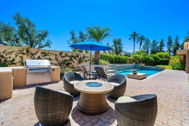 155 Waterford Circle, Rancho Mirage, CA 92270