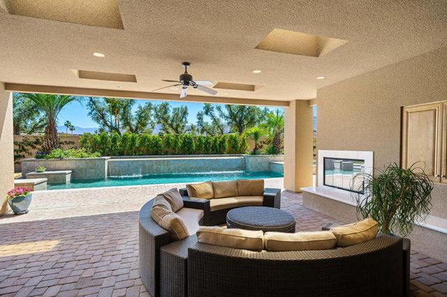 155 Waterford Circle, Rancho Mirage, CA 92270