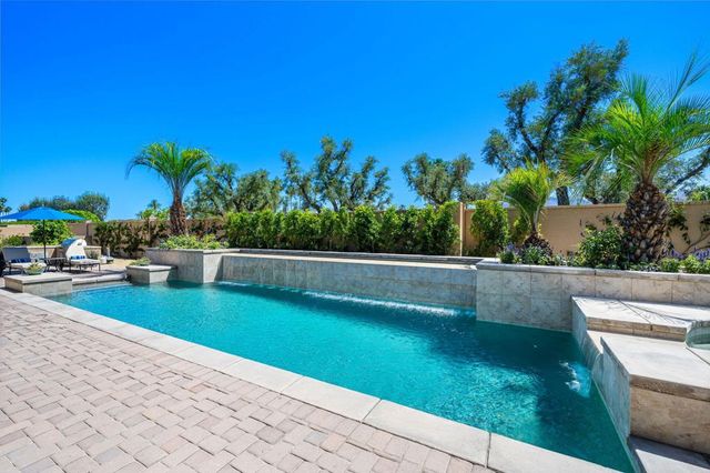 155 Waterford Circle, Rancho Mirage, CA 92270