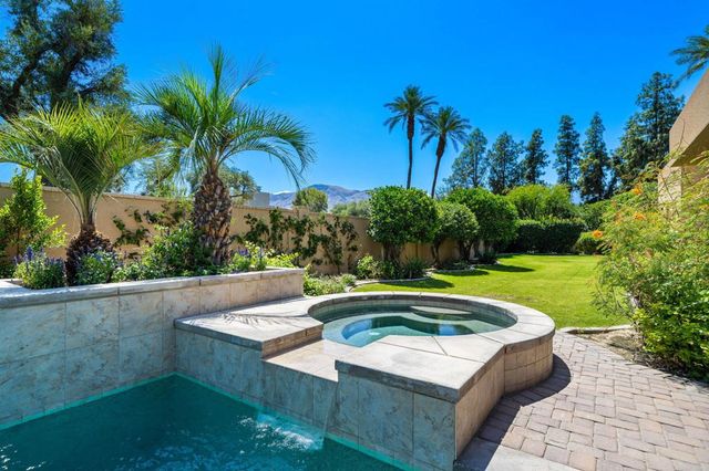 155 Waterford Circle, Rancho Mirage, CA 92270