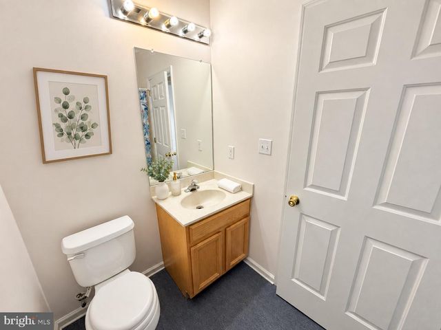 15 FOXCHASE DR, Burlington, NJ 08016