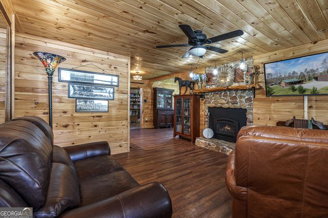 245 Panther Hill Road, Murphy, NC 28906