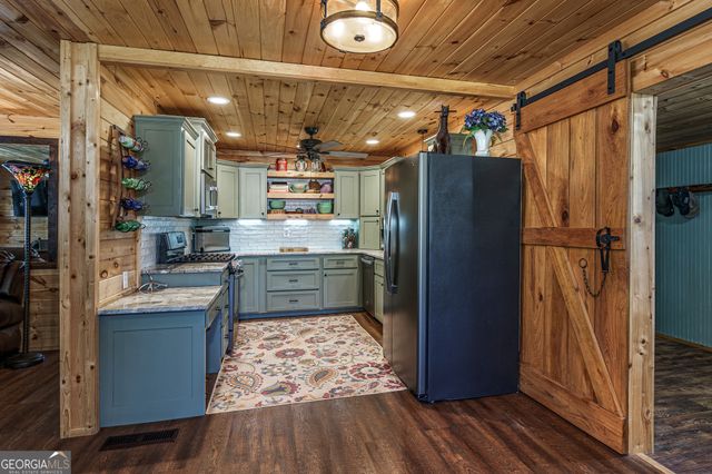 245 Panther Hill Road, Murphy, NC 28906