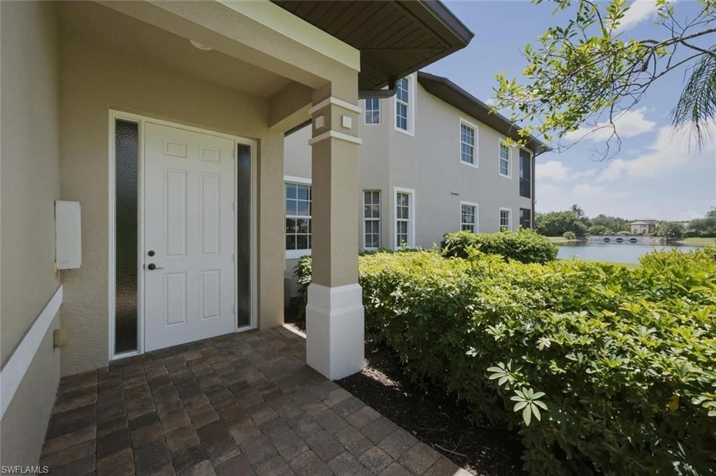 7877 Hawthorne DR 104, NAPLES, FL 34113 — photo 3