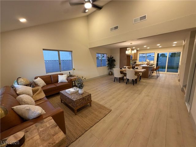 3944 Belhaven Street, Las Vegas, NV 89147